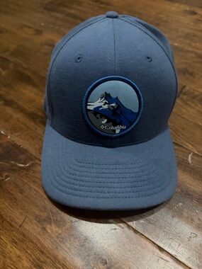 Columbia Flex Fit Hat